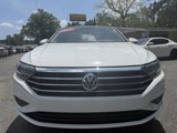 Used 2019 Volkswagen Jetta SE image 2