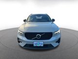 Used 2024 Volvo XC40 B5 Core image 2