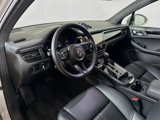 Used 2025 Porsche Macan image 4