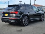 Used 2025 Audi SQ7 Prestige w/ Prestige Package image 4