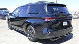 Used 2025 Toyota Sienna XLE Woodland Edition image 3