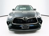New 2025 Toyota Highlander Platinum image 2