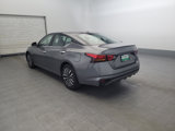 Used 2023 Nissan Altima 2.5 SV image 5
