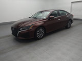 Used 2023 Nissan Altima 2.5 SV image 2