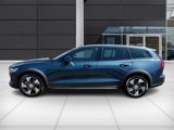 Used 2024 Volvo V60 B5 Cross Country Plus image 4