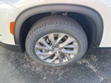 New 2025 Buick Enclave Preferred w/ Power Package image 2