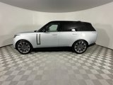 Used 2023 Land Rover Range Rover SE image 2