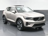 Used 2024 Volvo XC40 B5 Plus w/ Protection Package Premier image 3