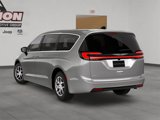 New 2026 Chrysler Pacifica Select image 4