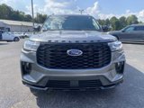 Used 2025 Ford Explorer ST-Line w/ Premium Package image 3