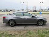 Used 2024 Nissan Altima 2.5 SV image 6