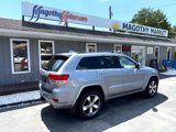 Used 2015 Jeep Grand Cherokee Overland w/ Advanced Technology Group image 3