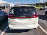 Used 2022 Chrysler Pacifica Limited image 5