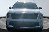 Used 2025 Kia Sorento S image 4