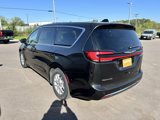Certified 2023 Chrysler Pacifica Touring-L image 3