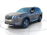 New 2025 Nissan Pathfinder Platinum image 2