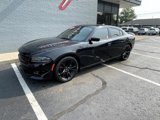 Used 2017 Dodge Charger SXT w/ Rallye Group image 2