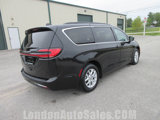 Used 2022 Chrysler Pacifica Touring-L image 5