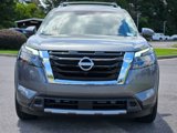 New 2025 Nissan Pathfinder Platinum image 2
