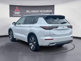New 2025 Mitsubishi Outlander SEL image 3