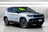 Used 2024 Jeep Compass Trailhawk image 2