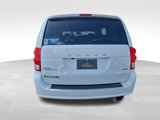 Used 2019 Dodge Grand Caravan SE image 4