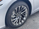 New 2025 Lexus ES 300h w/ Luxury Package image 6