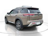 New 2025 Nissan Pathfinder Platinum image 3