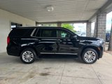Used 2021 GMC Yukon SLT w/ SLT Luxury Plus Package image 2