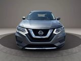 Used 2017 Nissan Rogue SV image 2