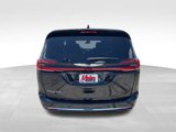 New 2025 Chrysler Pacifica Select image 6