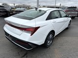 Used 2024 Hyundai Elantra SEL image 5