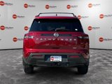 New 2025 Nissan Pathfinder SV w/ SV Premium Package image 4