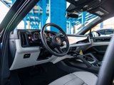 New 2025 Porsche Cayenne Coupe image 4