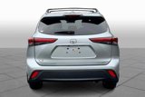Used 2023 Toyota Highlander XLE image 4