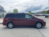 Used 2018 Dodge Grand Caravan SXT image 2