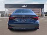 Used 2019 Toyota Avalon Limited image 4