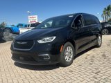New 2025 Chrysler Pacifica Select image 2