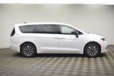 New 2025 Chrysler Pacifica Select image 3