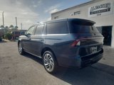 New 2025 Lincoln Navigator Reserve image 3