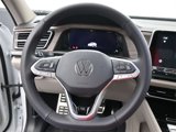 New 2025 Volkswagen Atlas SEL Premium R-Line image 2