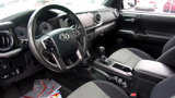 Used 2020 Toyota Tacoma TRD Off-Road image 6