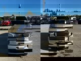 Used 2024 Chevrolet Suburban High Country w/ Advanced Technology Package image 5