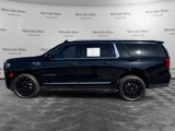 Used 2023 GMC Yukon XL SLT w/ SLT Premium Package image 2