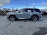 New 2025 Nissan Pathfinder Platinum image 5