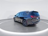 Certified 2024 Chrysler Pacifica Touring-L w/ S Appearance Package image 6