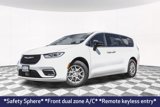 New 2026 Chrysler Pacifica Select image 2