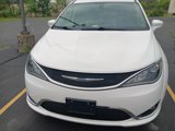 Used 2020 Chrysler Pacifica Touring-L Plus image 2
