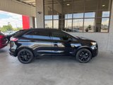 Used 2022 Ford Edge SE w/ Black Appearance Package image 3