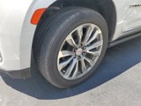 Used 2021 GMC Yukon Denali w/ Denali Premium Package image 4